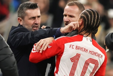 HLV Union Berlin bị đuổi khỏi sân vì đánh Sane