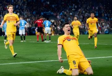 Lewandowski tỏa sáng, Barca giành 3 điểm đầy khó khăn phút cuối