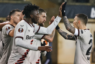 Hiệp 2 bùng nổ, Leverkusen có trận hòa đầy khó khăn tại vòng 1/8 Europa League