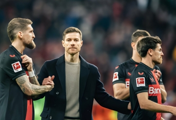 Alonso lặp lại thành tích lịch sử cùng Leverkusen, báo hiệu vô địch 100%