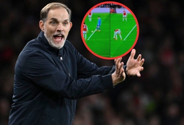Tuchel chỉ trích trọng tài bỏ lỡ quả phạt đền của Bayern và gọi đó là 'lỗi trẻ con'