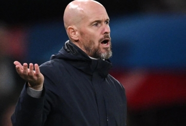 Erik ten Hag đáp trả người hâm mộ MU sau trận hòa Burnley