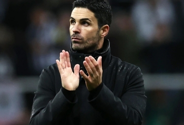 Chia tay thủ môn, Arsenal tái ký hợp đồng với ngôi sao sau 7 năm?