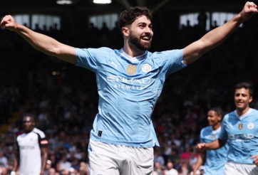 Đè bẹp Fulham, Man City vươn lên ngôi đầu Ngoại hạng Anh