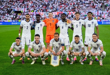 NHM chỉ trích 2 sao tuyển Anh, yêu cầu loại thẳng khỏi đội hình