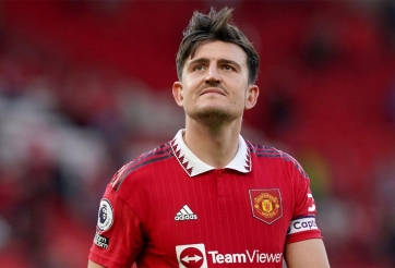 Erik ten Hag: Tước băng đội trưởng của Maguire có lợi cho MU