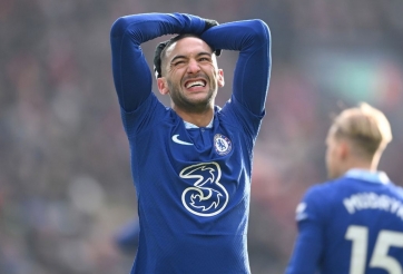 Bị Al Nassr ruồng bỏ, Ziyech tiếp tục mắc kẹt ở Chelsea vì lý do khó đỡ