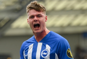 Tottenham hỏi mua tiền đạo 18 tuổi thay Kane, Brighton 'hét giá' 120 triệu Bảng