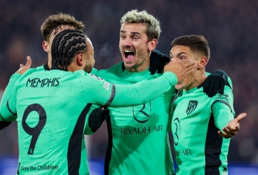 Hai bàn phản lưới đưa Atletico đi tiếp ở Champions League