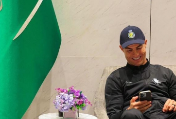 Ronaldo bị nghi cà khịa Man United sau trận thua trước Chelsea