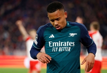Sao Arsenal bị chỉ trích dữ dội vì hành động sau trận thua Bayern Munich