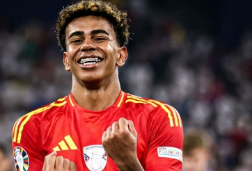 CHÍNH THỨC: Lamine Yamal khoác áo số 10 huyền thoại ở Tây Ban Nha