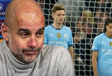 Man City 'tự bắn vào chân', Pep bất lực tột cùng