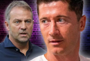 Hansi Flick 'chê' Lewandowski già