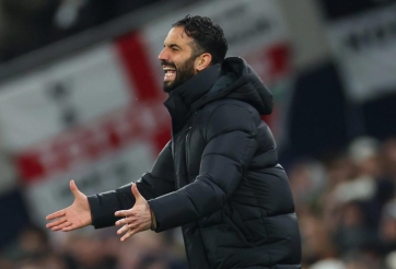 HLV Amorim: 'Tôi không lo bị sa thải'