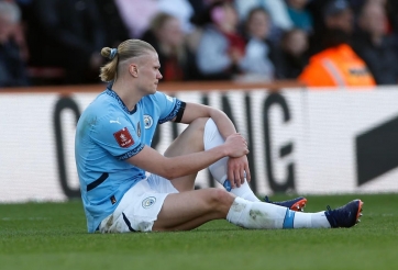 Haaland báo tin không thể tệ hơn đến Man City