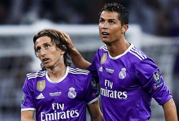 Cristiano Ronaldo phá vỡ im lặng khi Modric rời Real Madrid