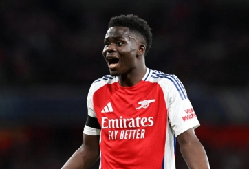 Arsenal phải bán rẻ Saka vì luật mới FIFA?