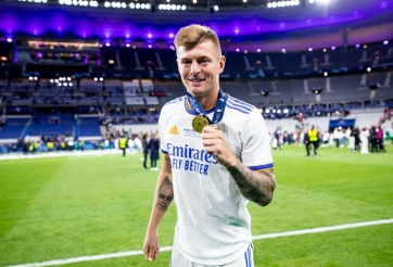 Nóng: Toni Kroos thông báo trở lại Real Madrid