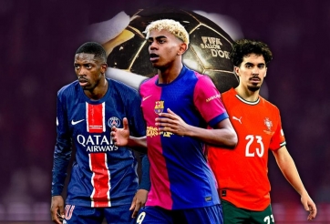 Luis Figo chỉ tên top 3 Quả bóng vàng 2025