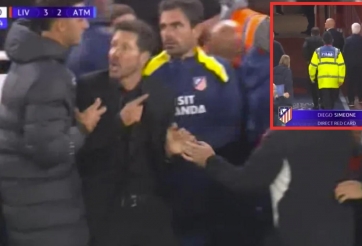 Cãi tay đôi với CĐV, HLV Simeone nhận kết đắng ở Anfield