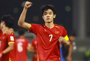 Đình Bắc mua xe tặng bố, xây nhà cho mẹ ở tuổi 22