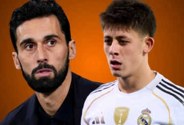 Sao Real Madrid nổi đóa, 'bật' thầy Arbeloa ngay trên sóng truyền hình