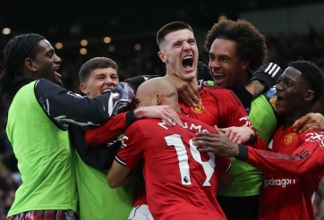 Tổng kết vòng 24 Ngoại hạng Anh: Arsenal 'đắc lợi', Carrick hồi sinh MU