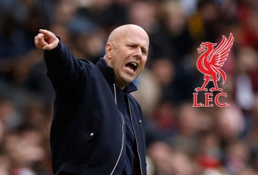 Arne Slot cay đắng thốt lên khi Liverpool sụp đổ trước Aston Villa