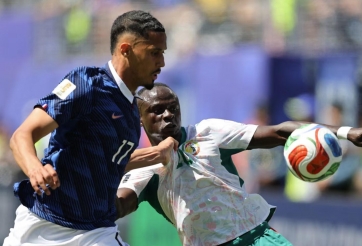 Trực tiếp Pháp 0-0 Senegal: Senegal suýt mở tỷ số!