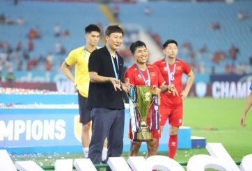 Báo Hàn: 'Hôm nay Kim Sang Sik là Vua bóng đá Việt Nam'