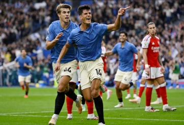 Thua đậm Brighton, Arsenal chính thức vỡ mộng vô địch bất bại Ngoại hạng Anh