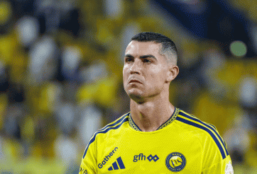 Tranh cãi dữ dội về bàn thắng 982 của Cristiano Ronaldo