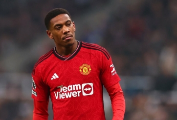 Ten Hag bị học trò ‘bật’ ngay trên sân, ngày bay ghế chắc không còn xa