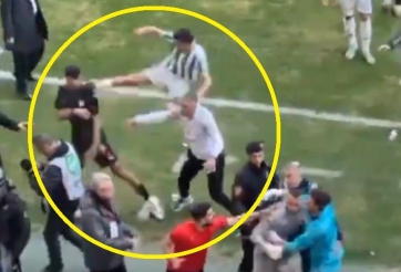 Hỗn chiến kinh hoàng ở giải Thổ Nhĩ Kỳ, cầu thủ song phi thẳng mặt đối thủ