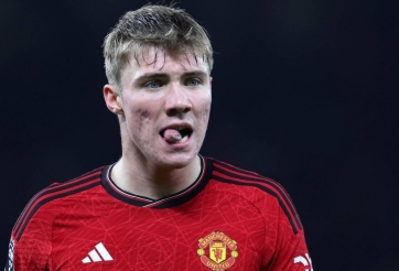 CĐV MU nổi giận với Hojlund