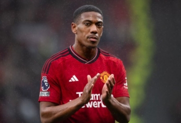 Tin chuyển nhượng 26/1: MU sa thải 'bạn thân' Martial, Ronaldo đón tin dữ