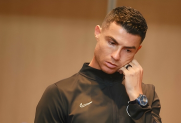 Ngã ngũ vụ Ronaldo không ra sân thi đấu với Messi