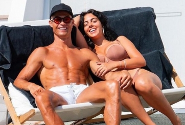 Đang chấn thương, Ronaldo 'đền bù' cho bạn gái theo cách đặc biệt