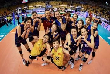 Cộng đồng mạng nói gì sau thất bại của bóng chuyền nữ Việt Nam trước Trung Quốc?