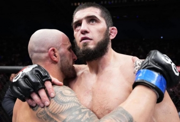 UFC 294: Islam Makhachev thận trọng trong lần tái đấu với Alexander Volkanovski