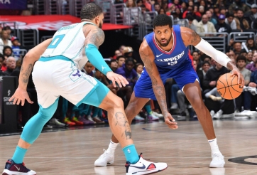 LA Clippers hạ đẹp Charlotte Hornets, Paul George đi vào lịch sử NBA