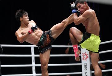 Nguyễn Trần Duy Nhất 'tung cước' khiến cao thủ boxing đổ gục, lập cột mốc mới cho võ thuật Việt Nam