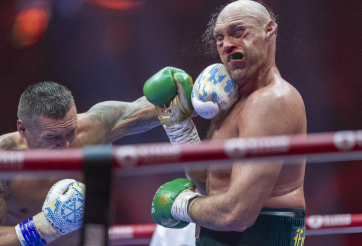 Toàn cảnh chiến thắng lịch sử của Oleksandr Usyk trước Tyson Fury