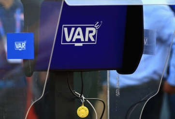 CHÍNH THỨC: Ngoại hạng Anh tung thay đổi lớn với VAR trước mùa giải 2026/27