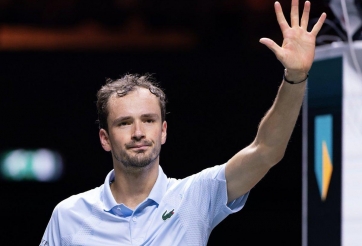Medvedev thua sốc tay vợt vòng loại tại Rotterdam Open 2025