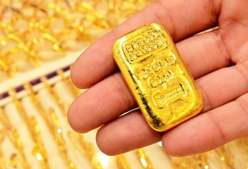 Giá vàng hôm nay 7/8: Tiếp tục đi ngang ở mức cao