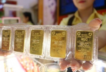 Giá vàng hôm nay trưa 3/5: SJC, DOJI giữ giá cao