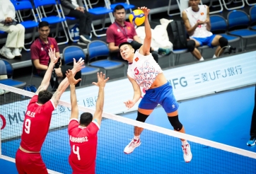 Bóng chuyền nam Việt Nam toát mồ hôi với 'Vua phát bóng'?