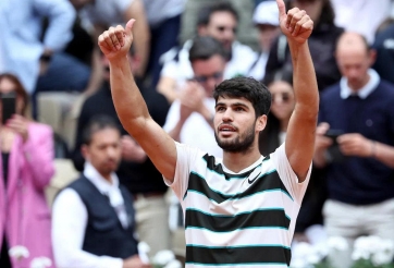 Alcaraz, Sinner khởi đầu thuận lợi tại Roland Garros 2025